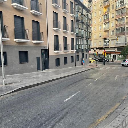 Precioso Apartamento En Malaga Centro Luaran gambar
