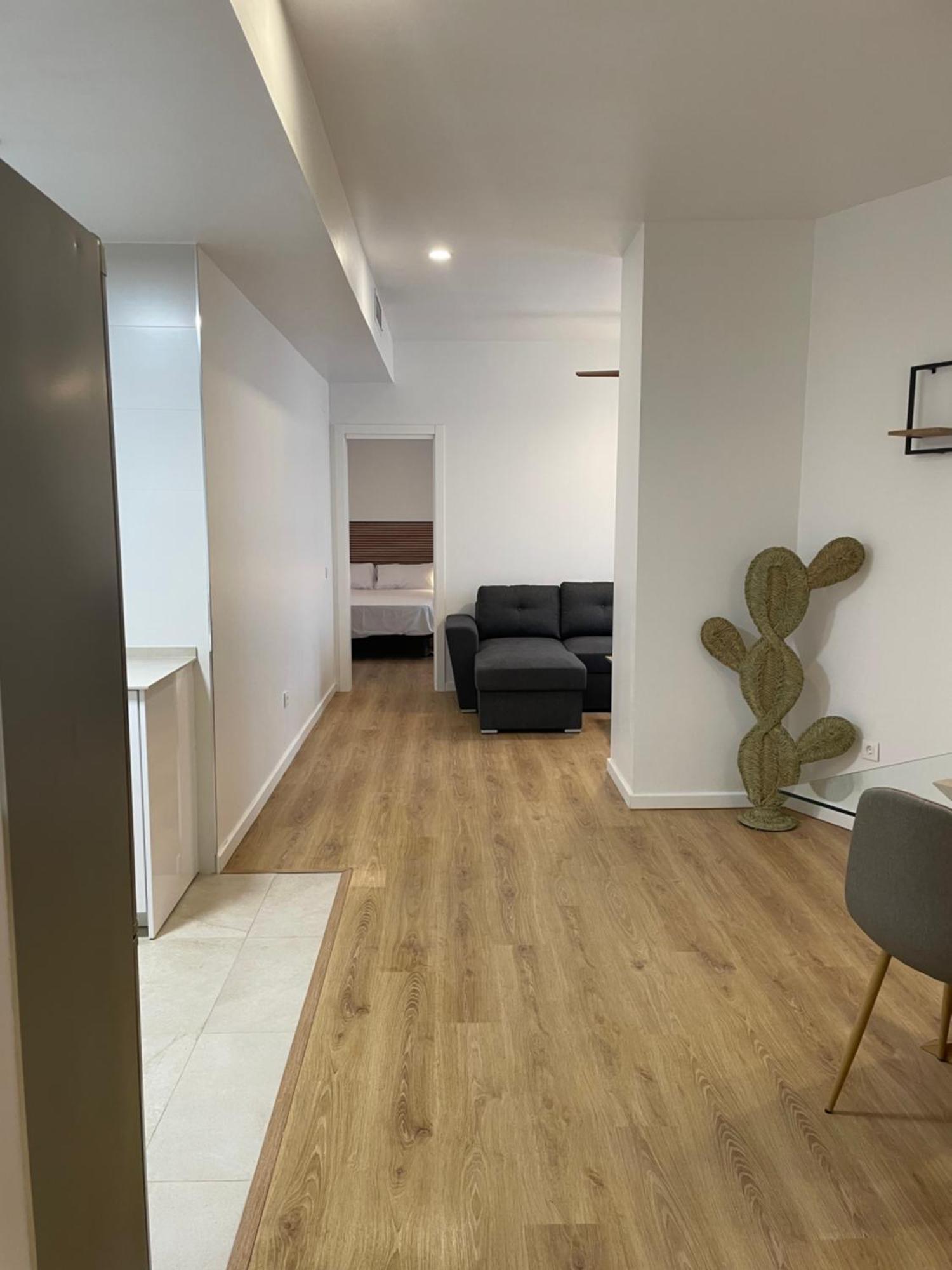 Precioso Apartamento En Malaga Centro Luaran gambar