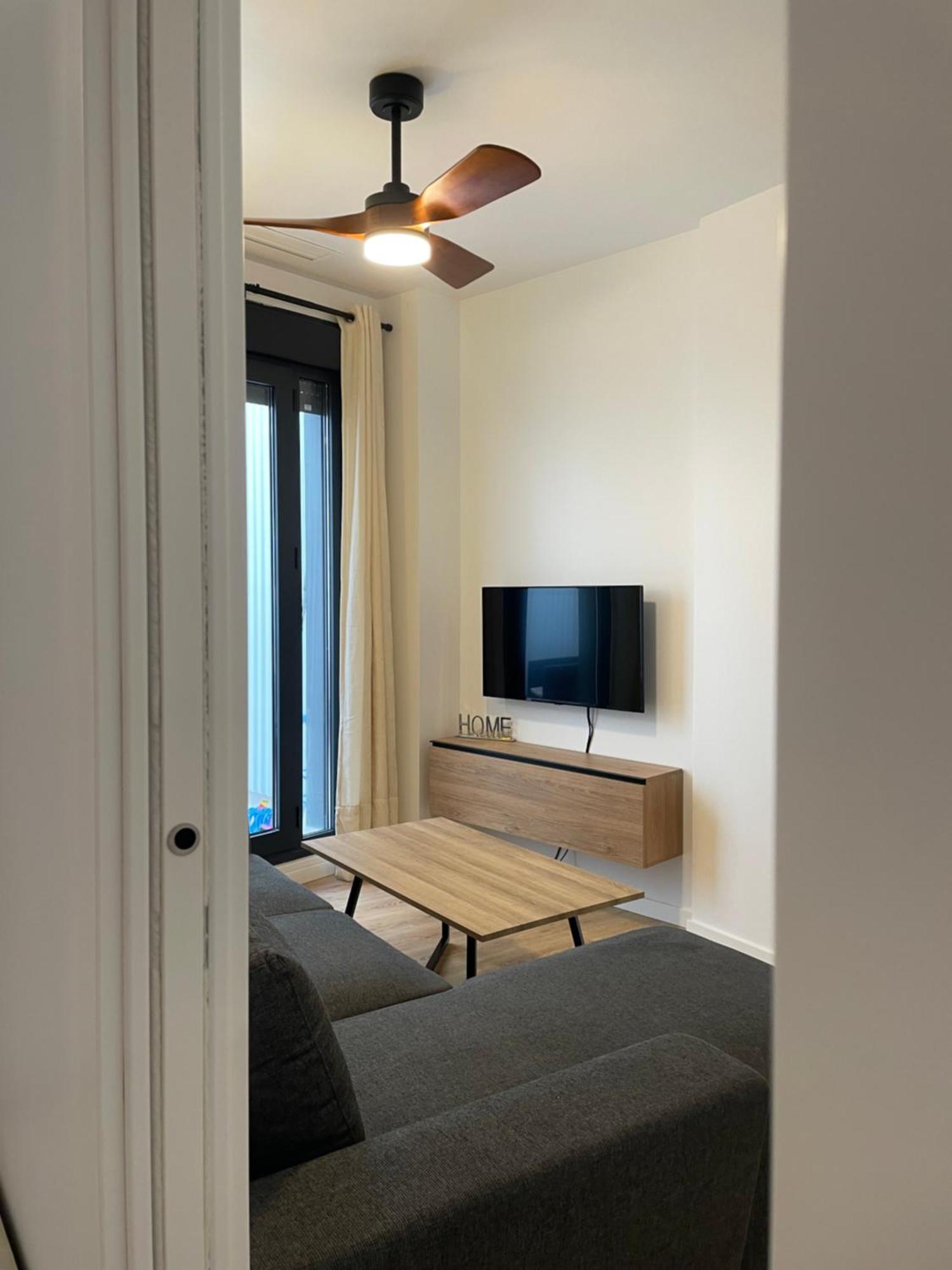 Precioso Apartamento En Malaga Centro Luaran gambar