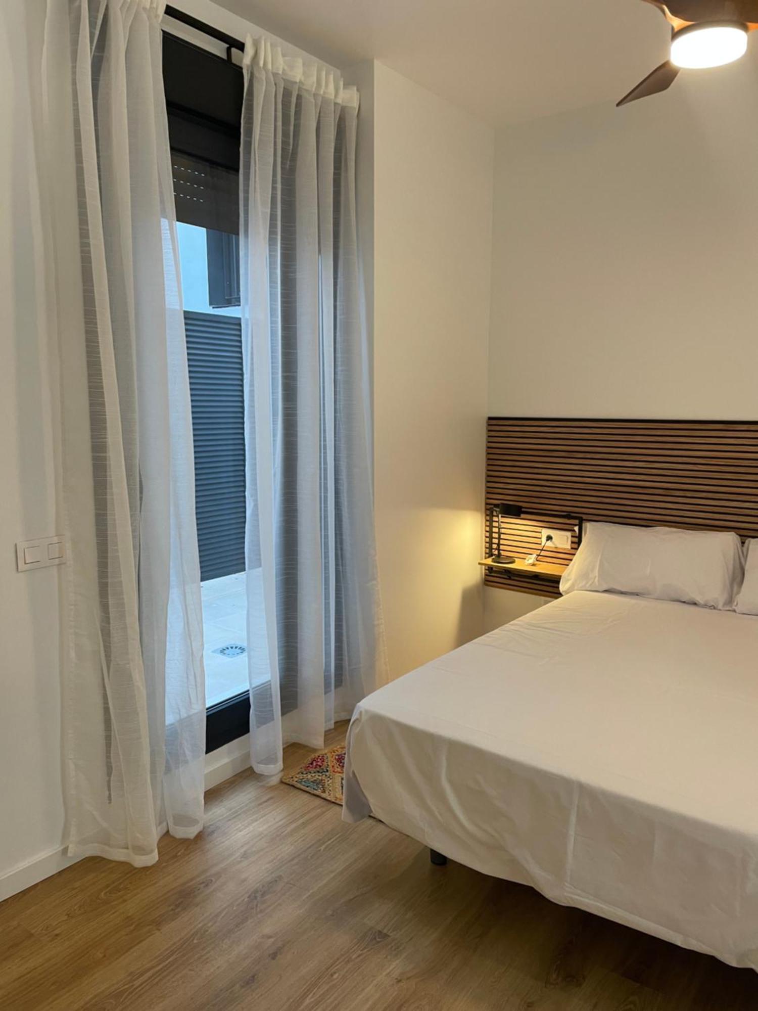 Precioso Apartamento En Malaga Centro Luaran gambar